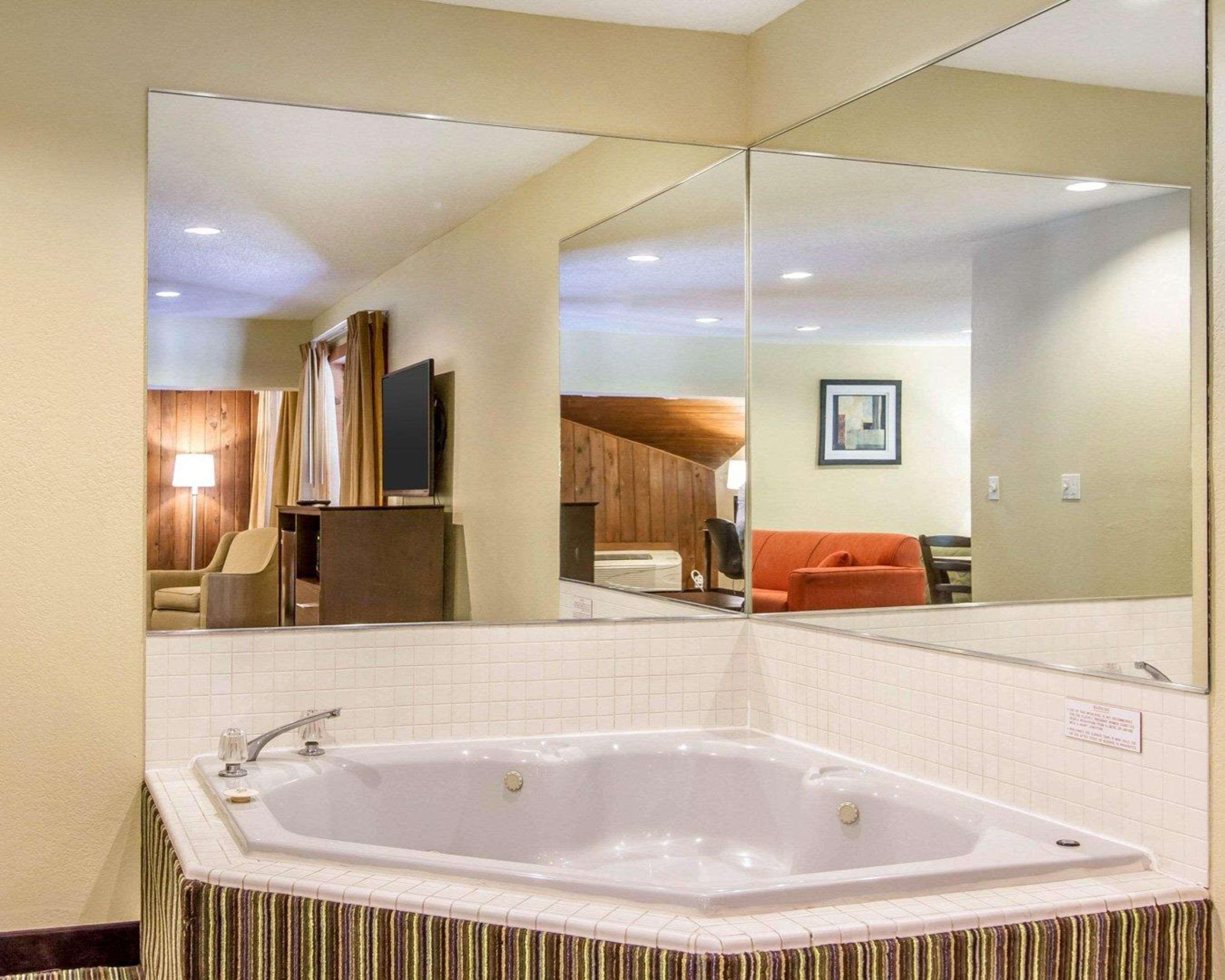 Quality Inn Murray University Area Esterno foto